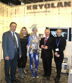 Bodypainting Walk Act für die Firma Kryolan auf der Beautyworld Messe in Frankfurt am Main